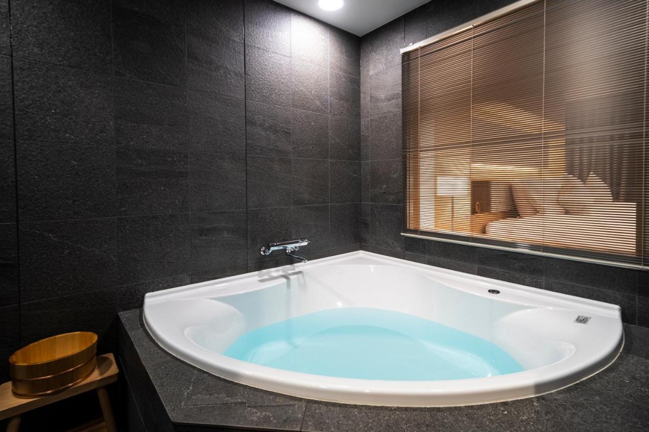 Kyoto Shijo Takakura Hotel Grandereverie Kültér fotó